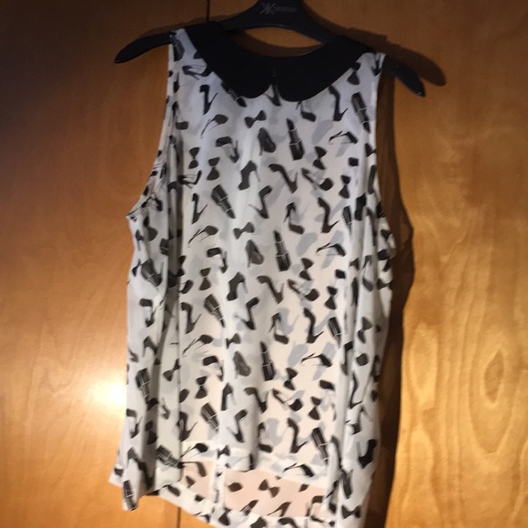 Kardashian Kollection top - Picture 1 of 6